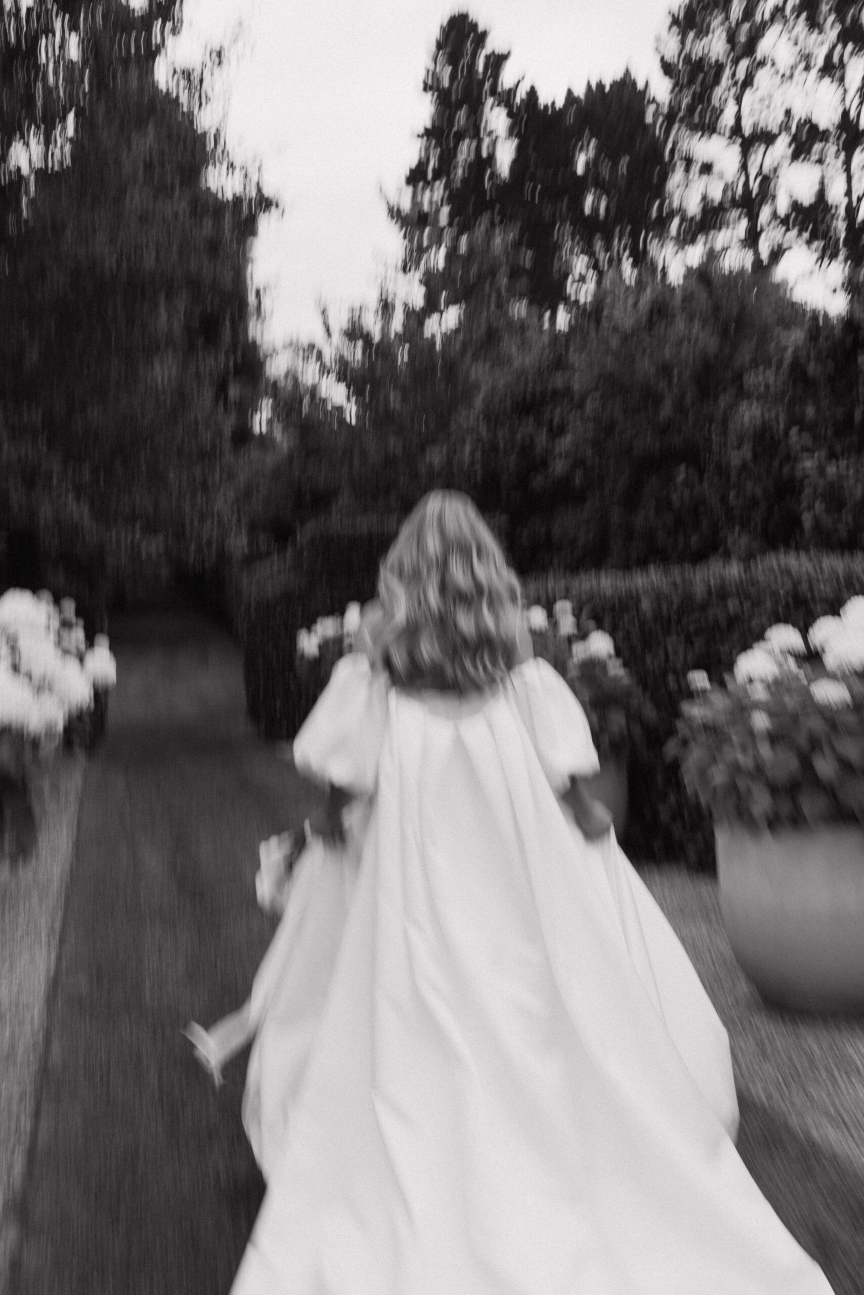 Delphine Bridal Cape (9).jpg