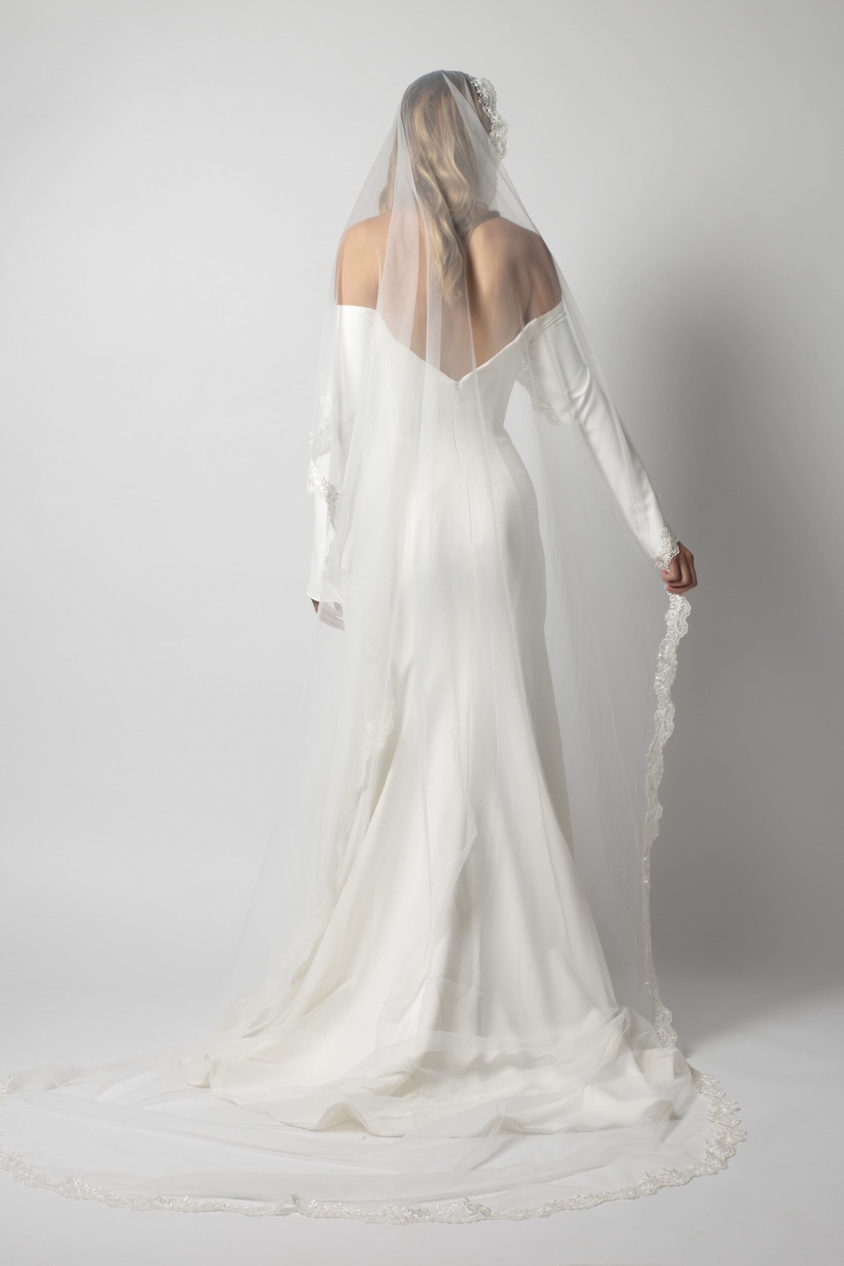 Nia veil scalloped lace edge (3).JPG