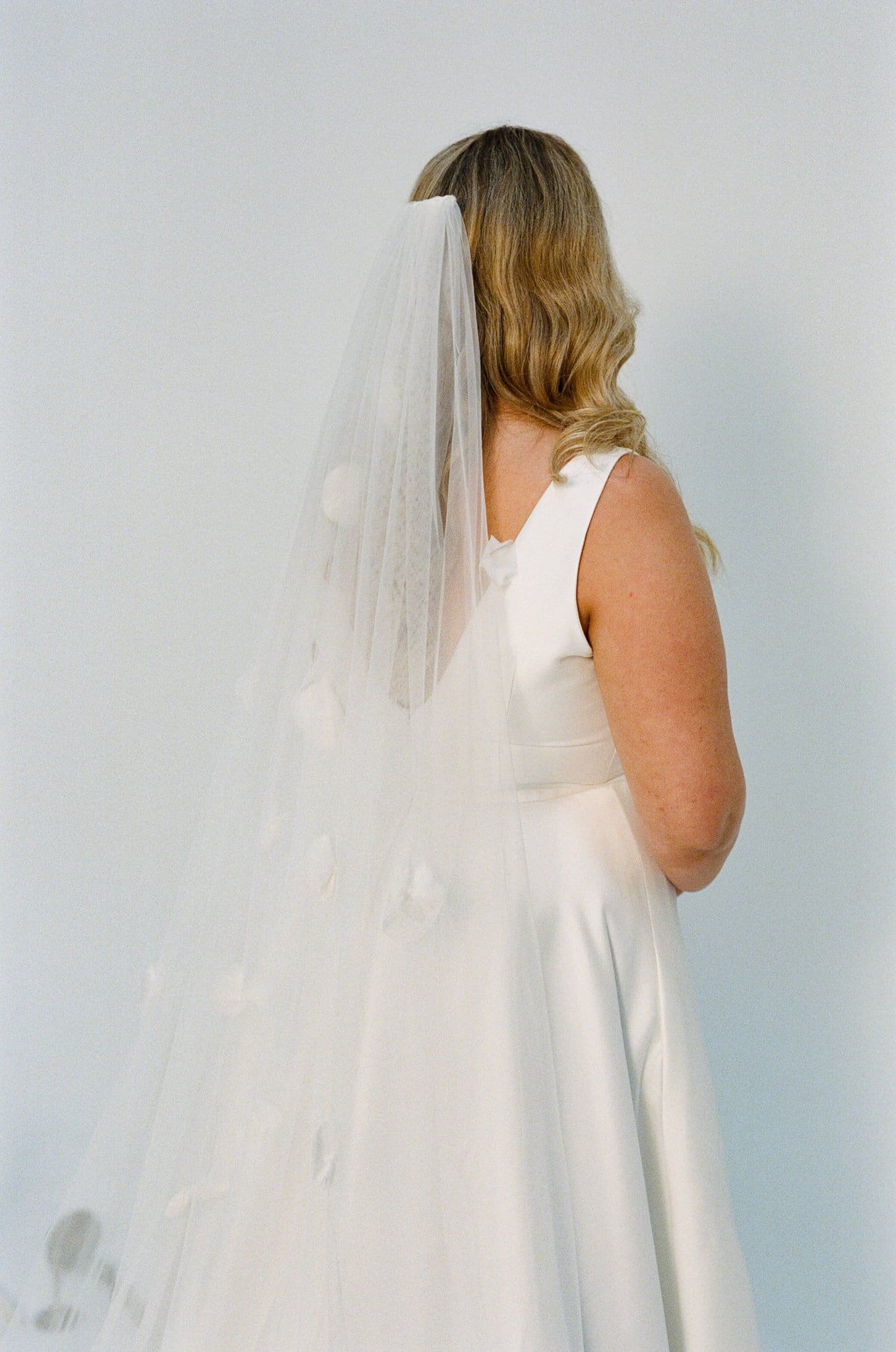 Organza petal veil Gown and altar (4).jpg