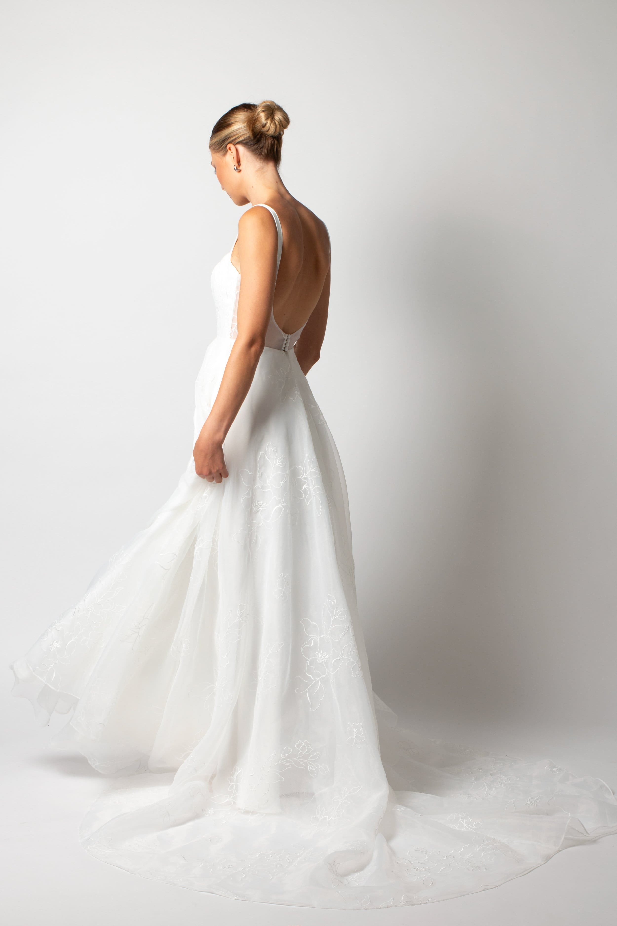 Prim gown organza aline (4).JPG