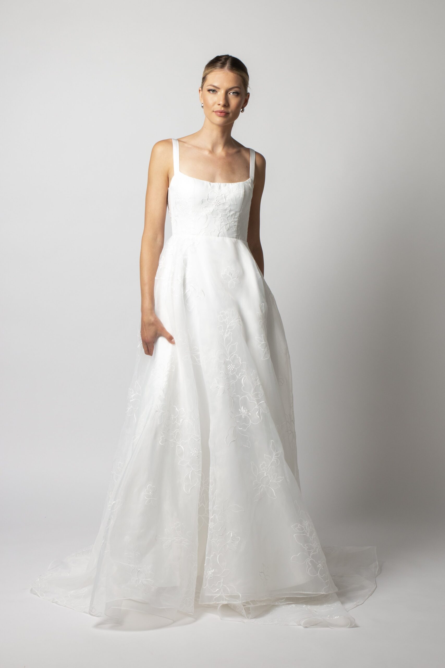 Prim gown organza aline (5).JPG