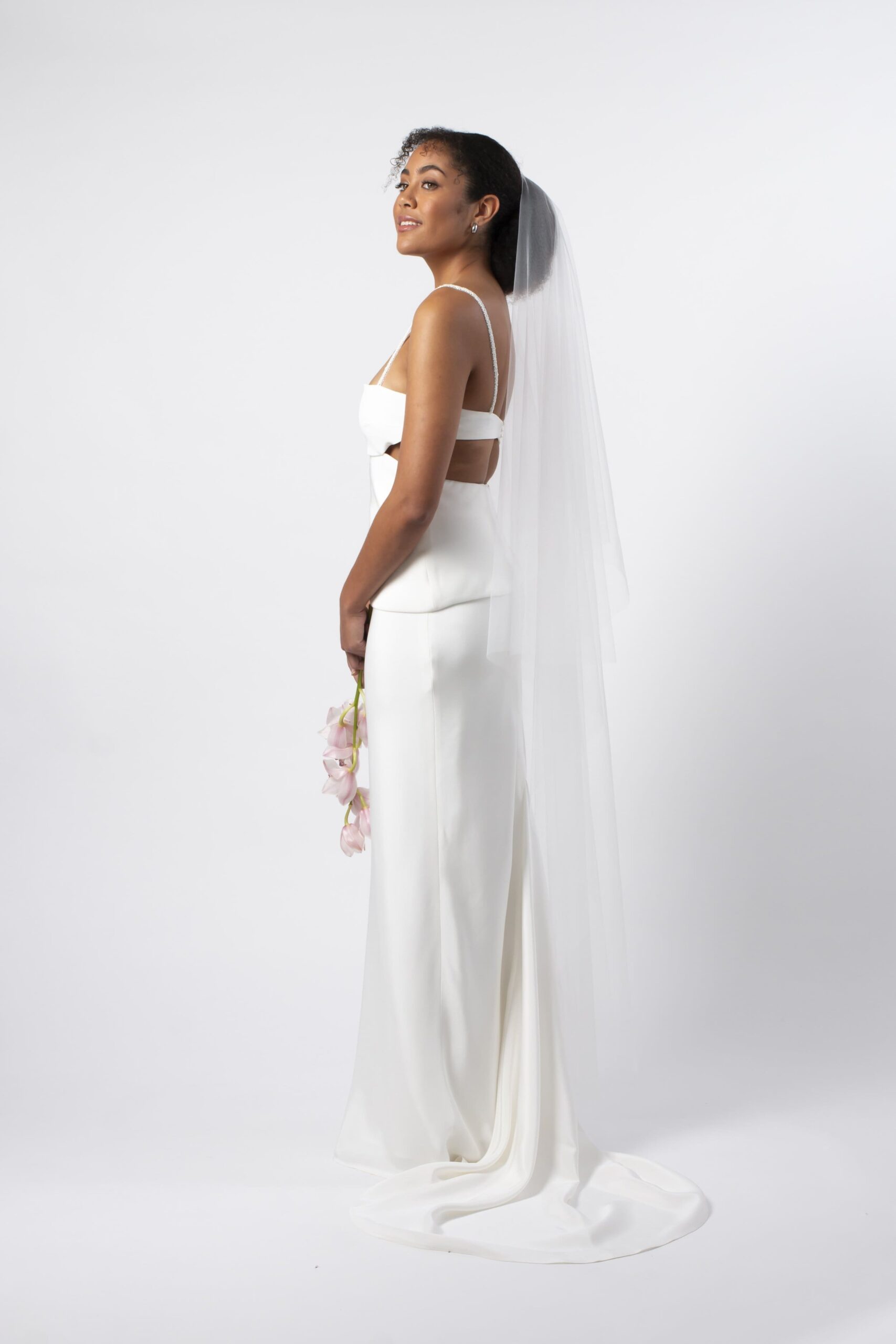 Short minimal veil (8).jpg