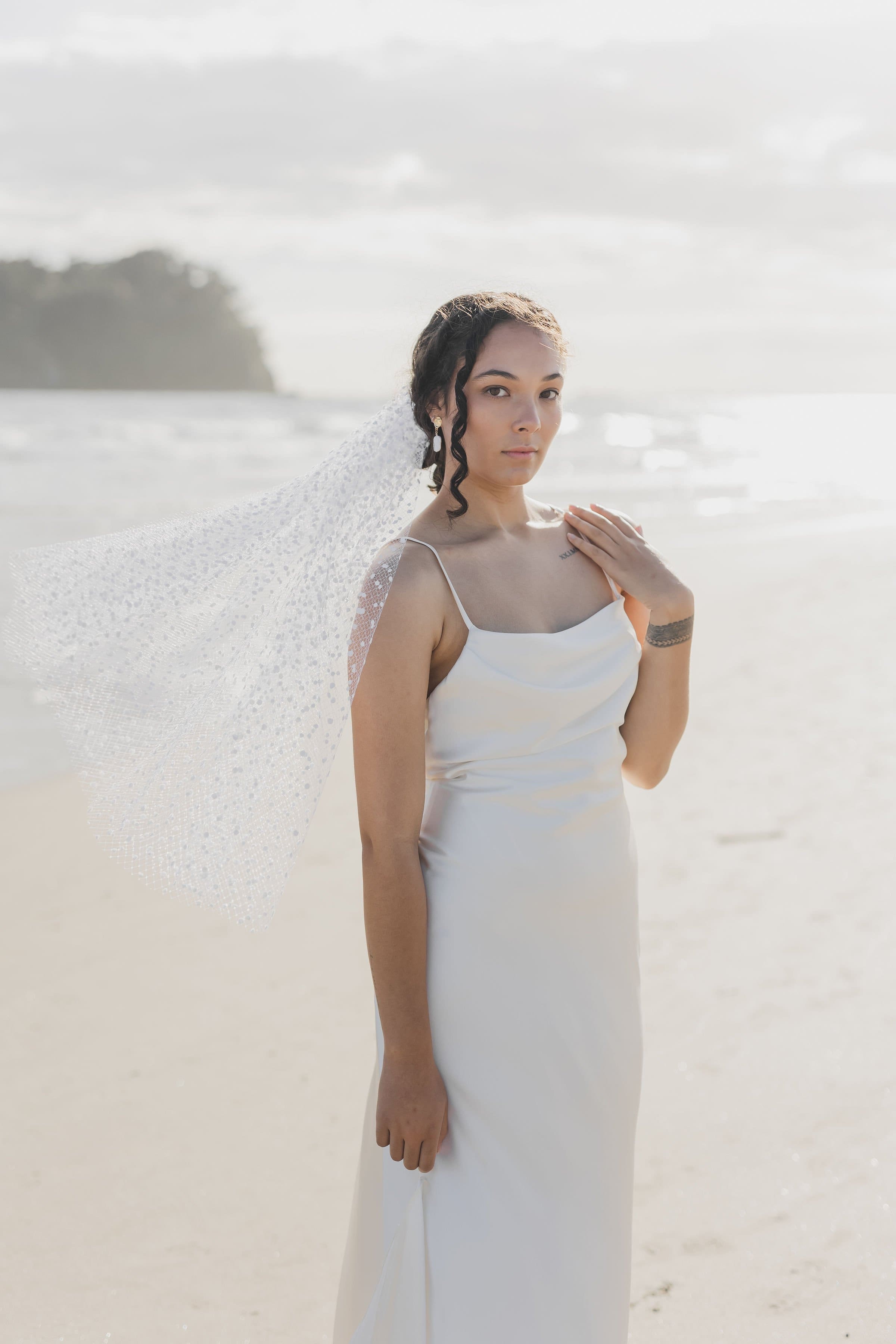polkadotshortweddingveil1.jpg