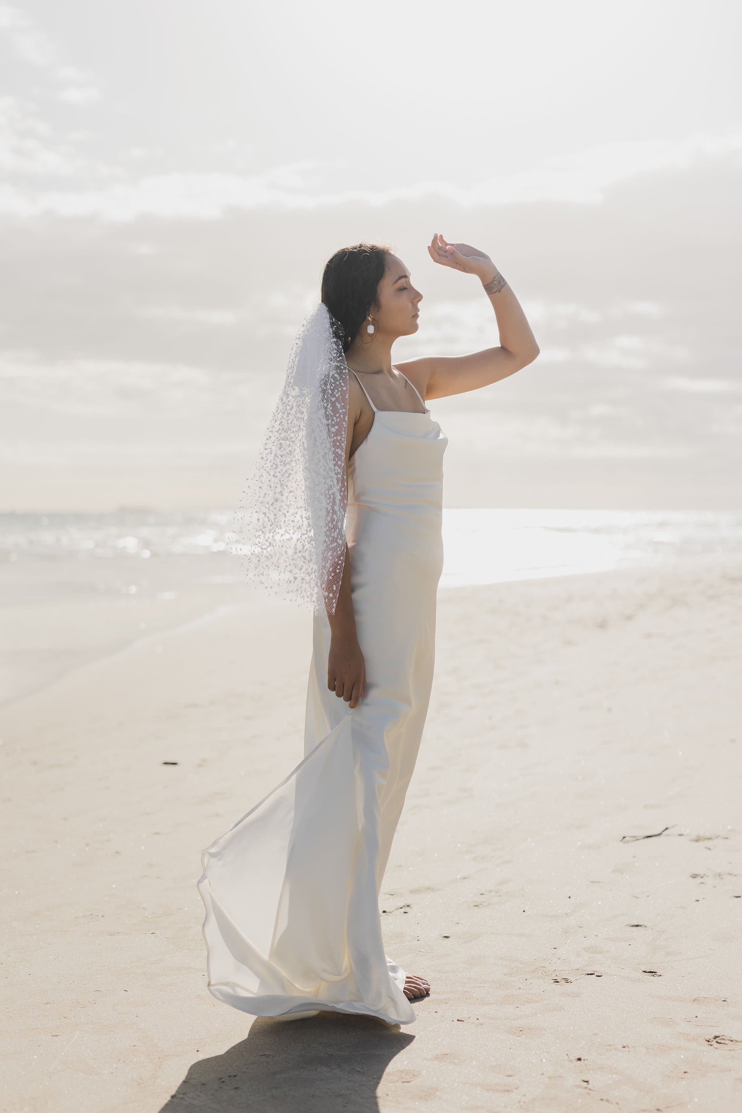 polkadotshortweddingveil3.jpg