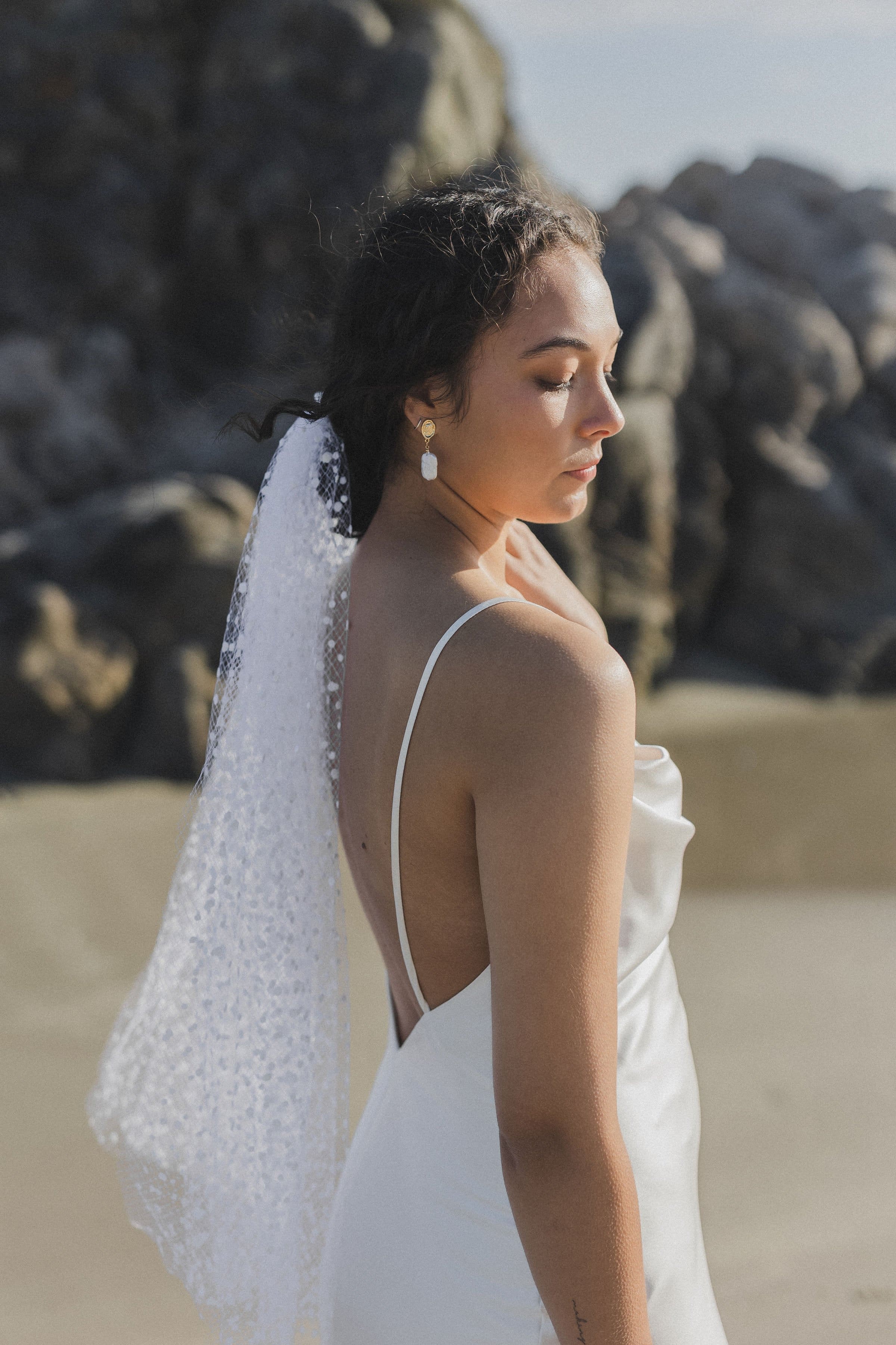 polkadotshortweddingveil5.jpg