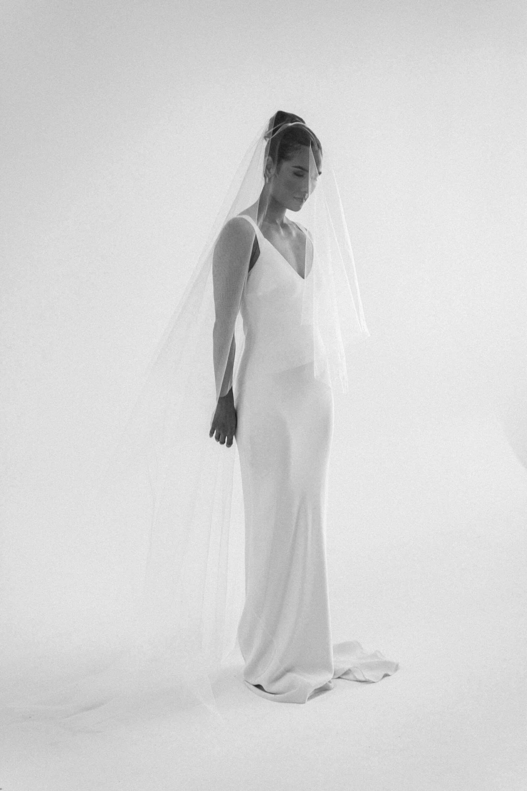 thesummerly_gownaltarlookbook2023_203.jpg