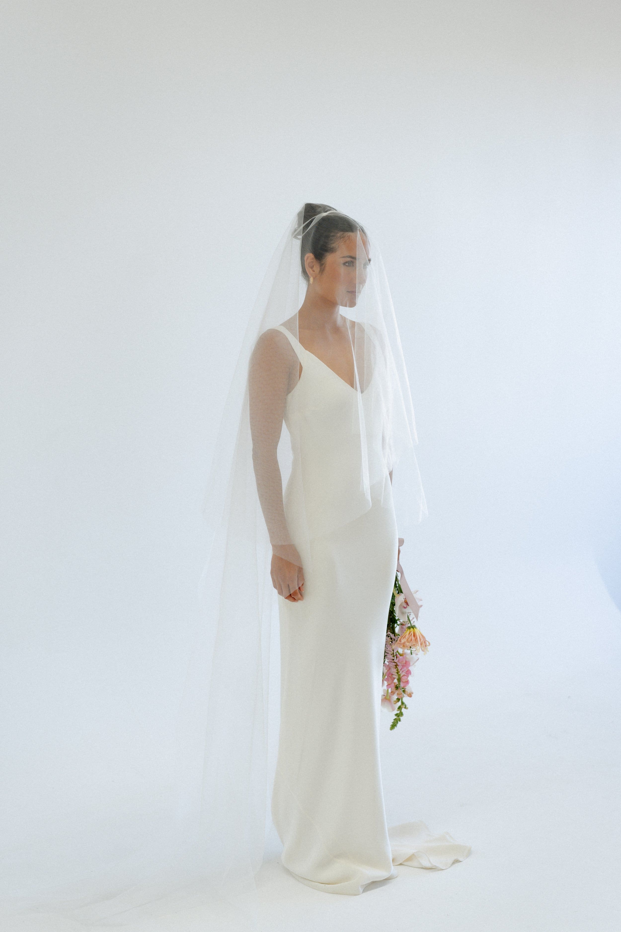 thesummerly_gownaltarlookbook2023_204.jpg